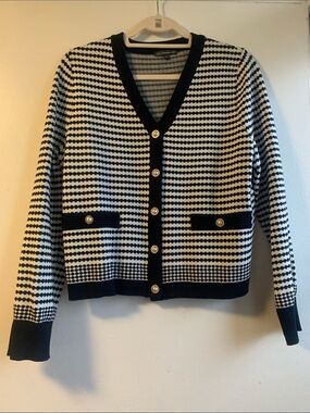 Adrianna Papell Navy and White V‑Neck Button Front Cardigan